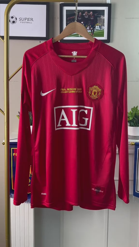 Load video: Ronaldo 2008 Jersey Manchester United UCL Retro Long Sleeve